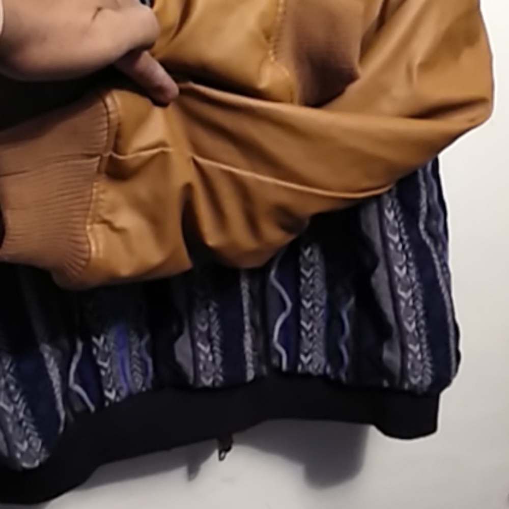 COOGI COAT - Picture 4 of 6